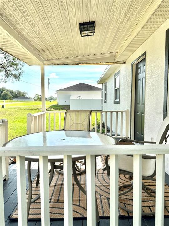 For Sale: $160,000 (3 beds, 1 baths, 1096 Square Feet)