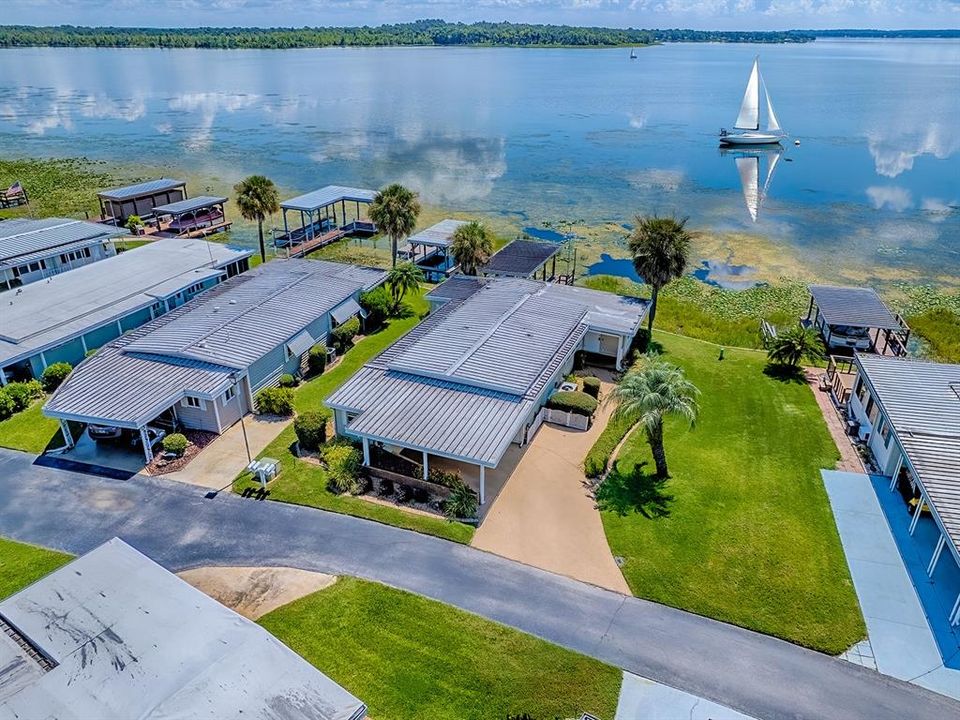 Под контрактом: $249,000 (2 спален, 2 ванн, 1168 Квадратных фут)