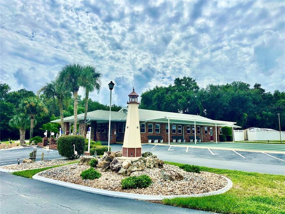 Под контрактом: $249,000 (2 спален, 2 ванн, 1168 Квадратных фут)