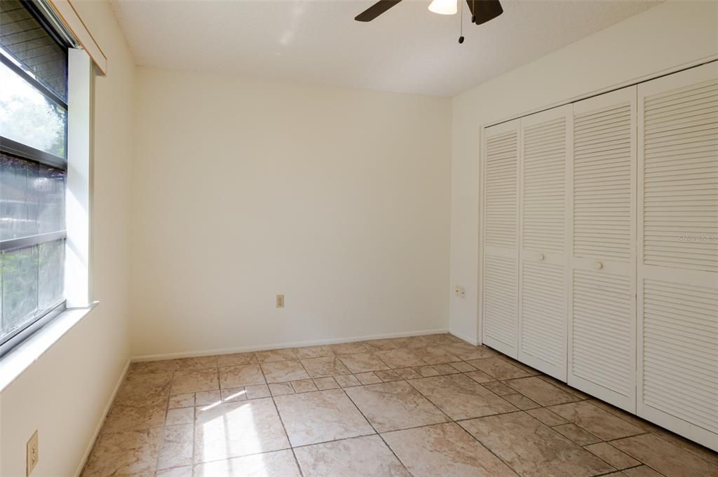 For Sale: $209,999 (2 beds, 2 baths, 1078 Square Feet)