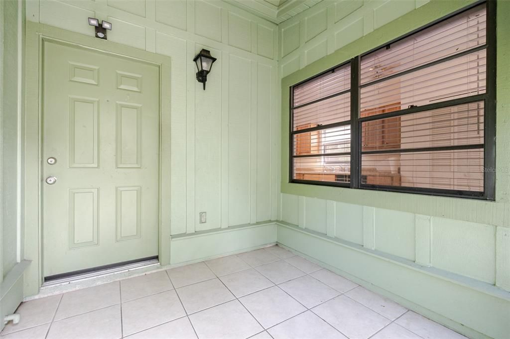 For Sale: $209,999 (2 beds, 2 baths, 1078 Square Feet)