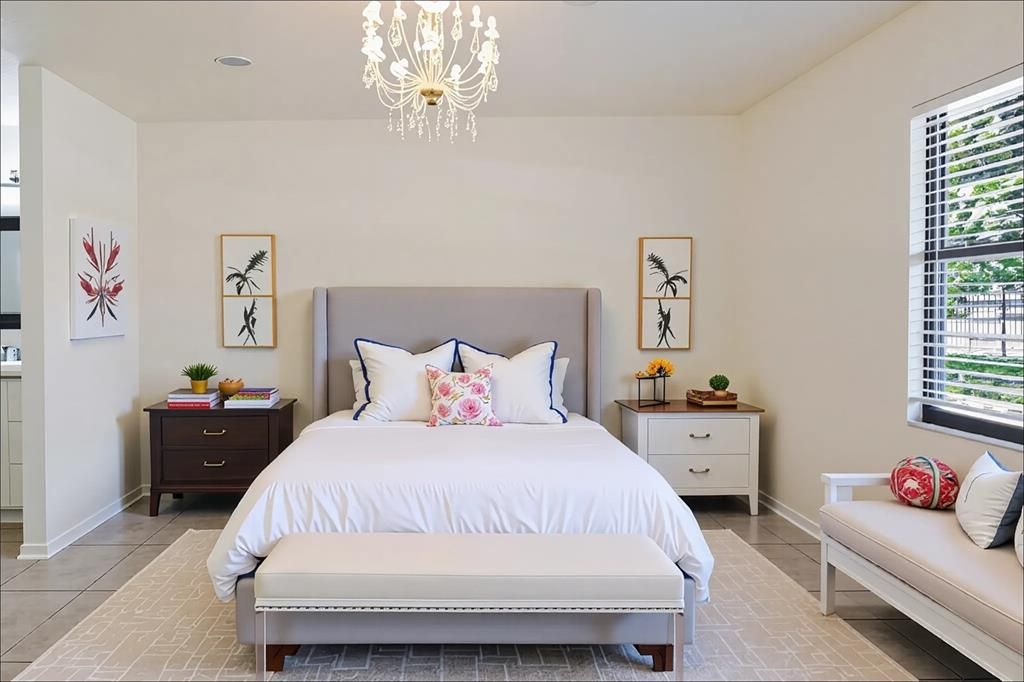 For Sale: $209,999 (2 beds, 2 baths, 1078 Square Feet)