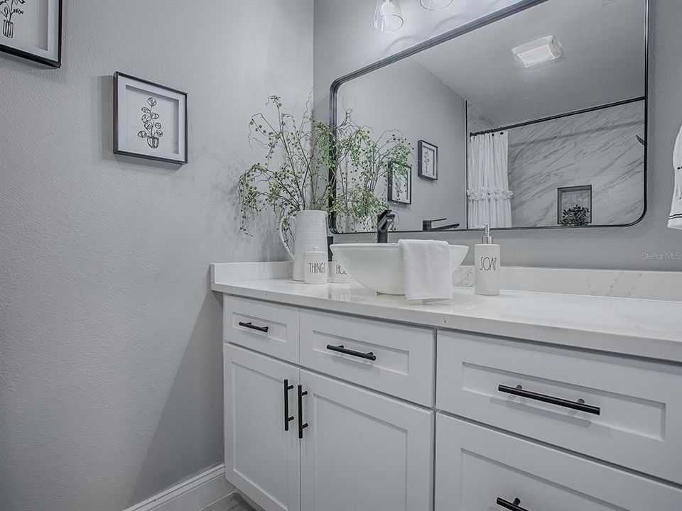 待售: $475,000 (3 贝兹, 3 浴室, 2160 平方英尺)