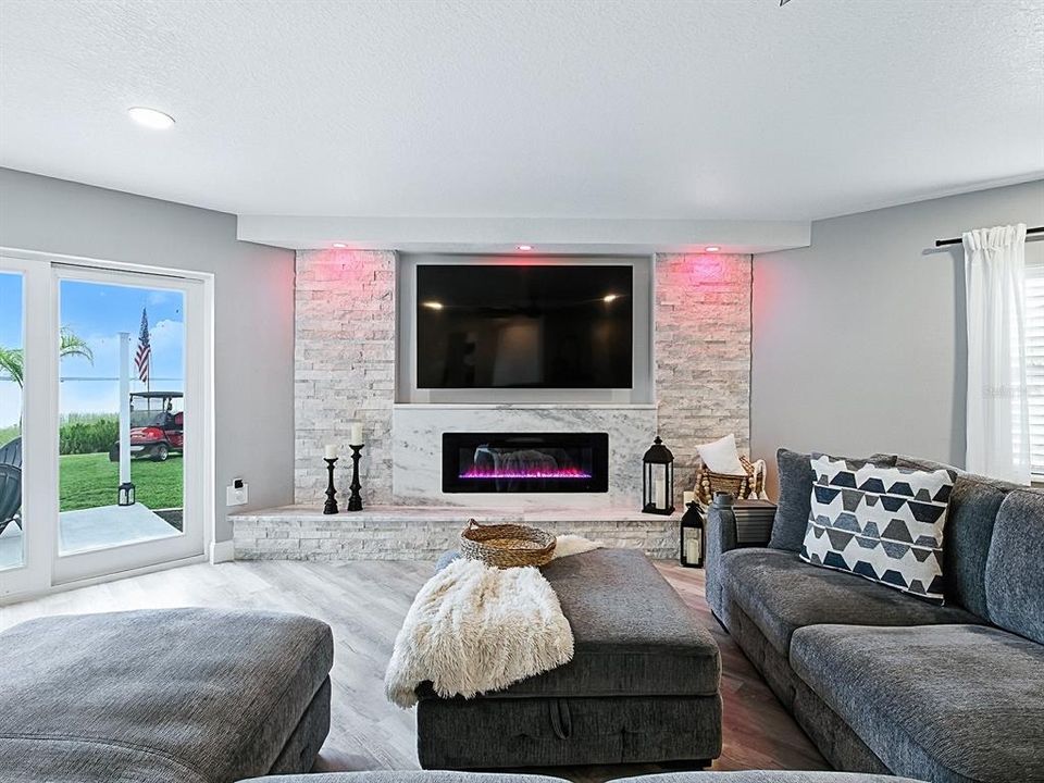 待售: $475,000 (3 贝兹, 3 浴室, 2160 平方英尺)