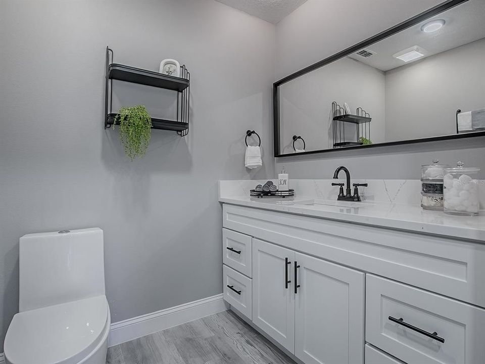 待售: $475,000 (3 贝兹, 3 浴室, 2160 平方英尺)