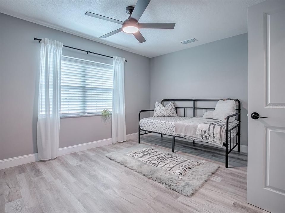 待售: $475,000 (3 贝兹, 3 浴室, 2160 平方英尺)