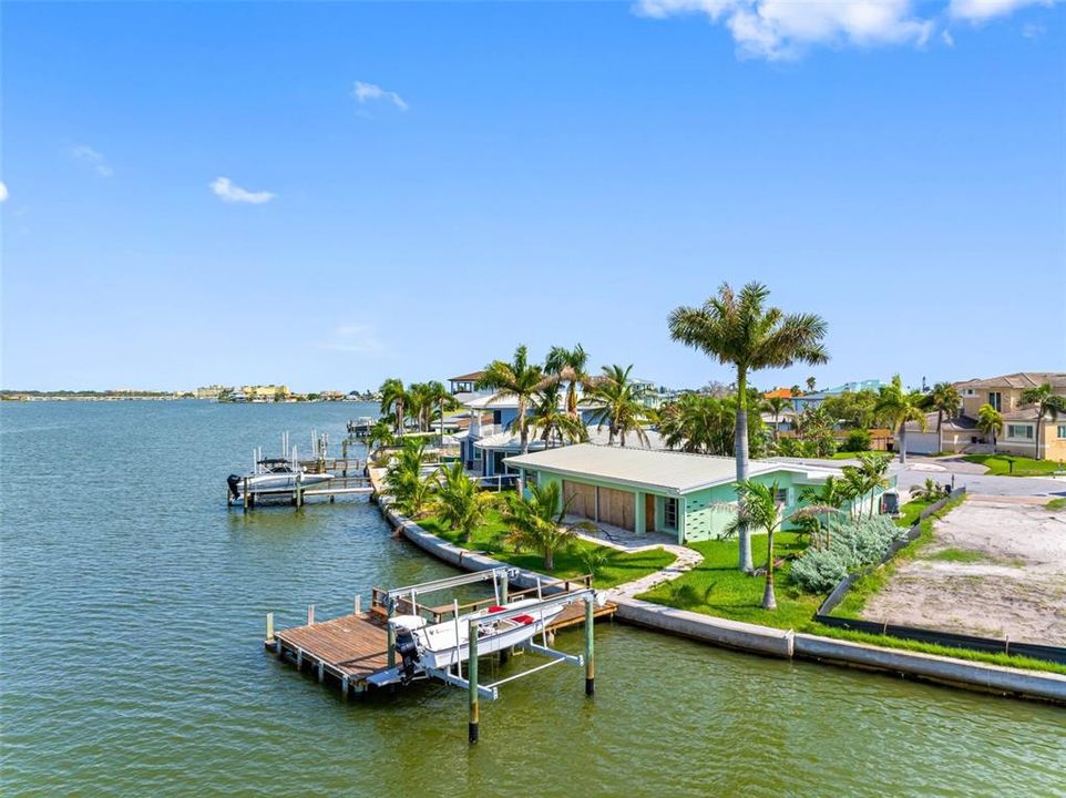 На продажу: $1,295,000 (3 спален, 2 ванн, 1894 Квадратных фут)