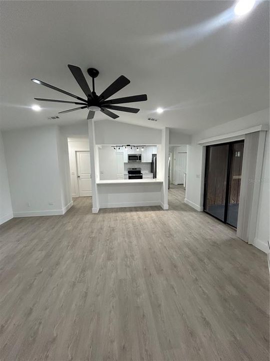 For Sale: $434,900 (3 beds, 2 baths, 1454 Square Feet)