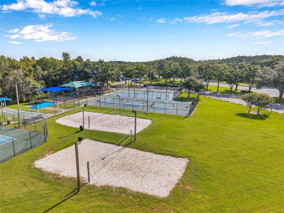 For Sale: $319,900 (3 beds, 2 baths, 1214 Square Feet)