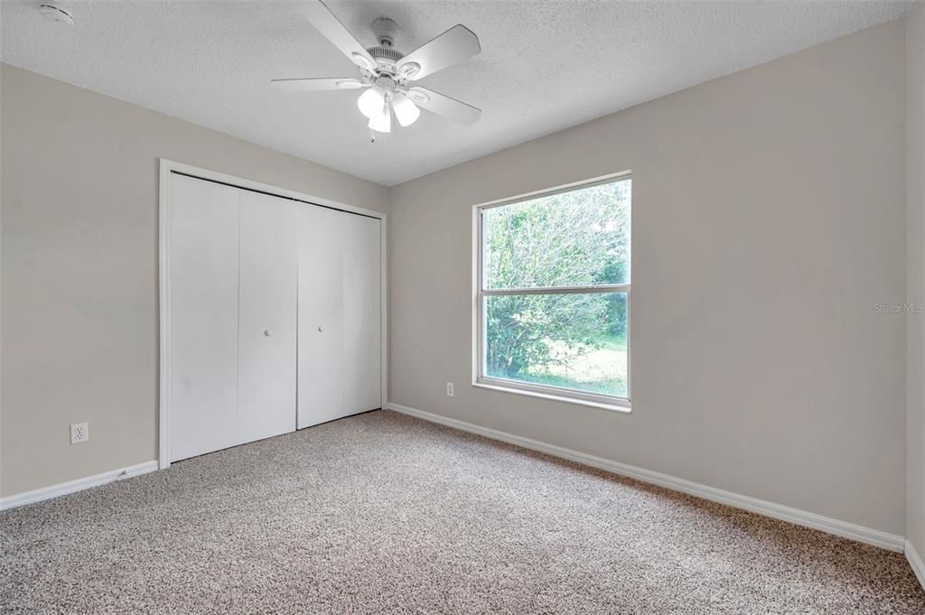 For Sale: $319,900 (3 beds, 2 baths, 1214 Square Feet)