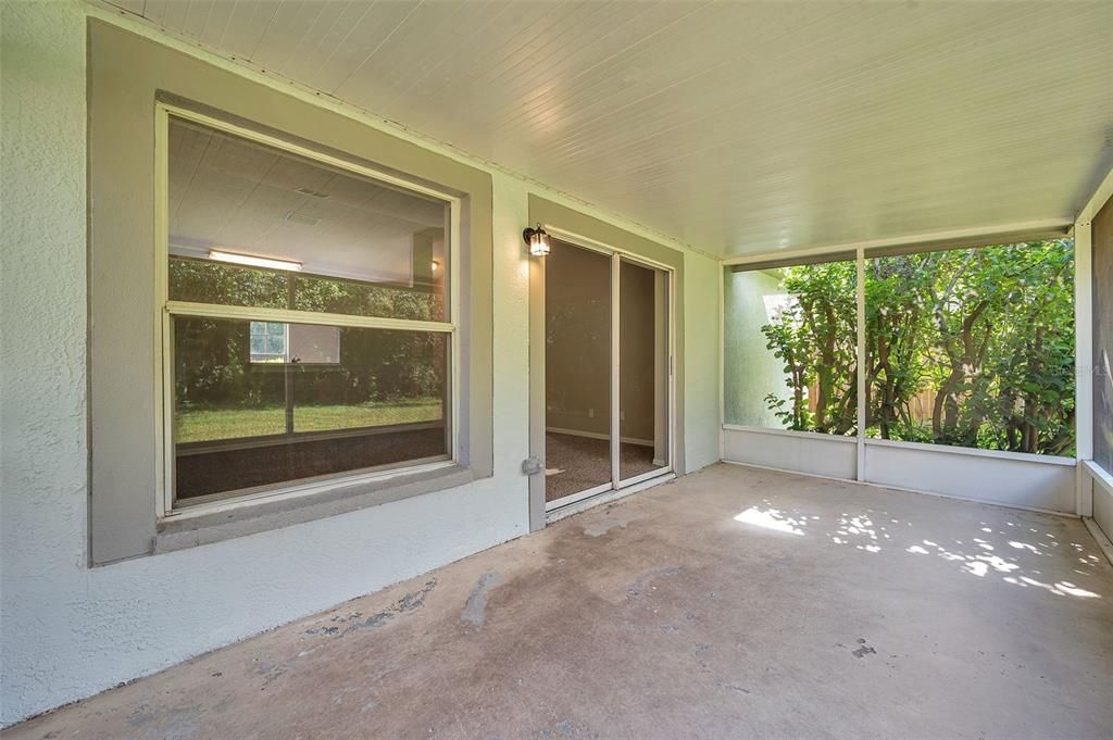 For Sale: $319,900 (3 beds, 2 baths, 1214 Square Feet)