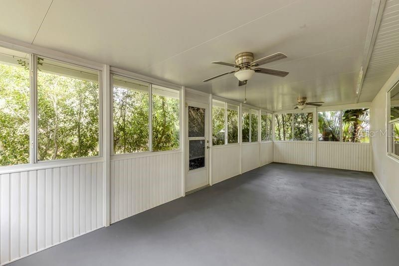 En Venta: $435,000 (3 camas, 2 baños, 1229 Pies cuadrados)