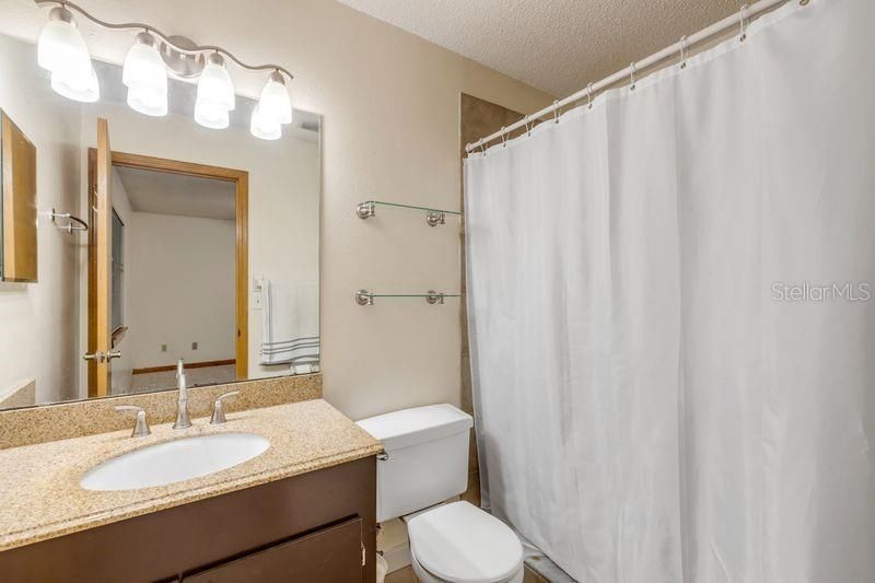 En Venta: $435,000 (3 camas, 2 baños, 1229 Pies cuadrados)