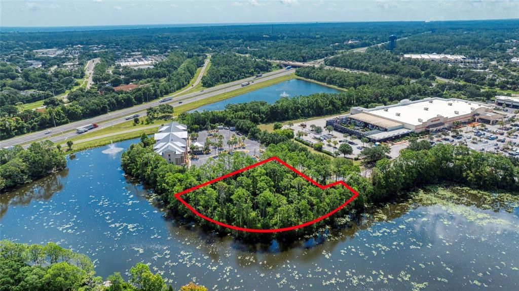 На продажу: $975,000 (1.36 acres)