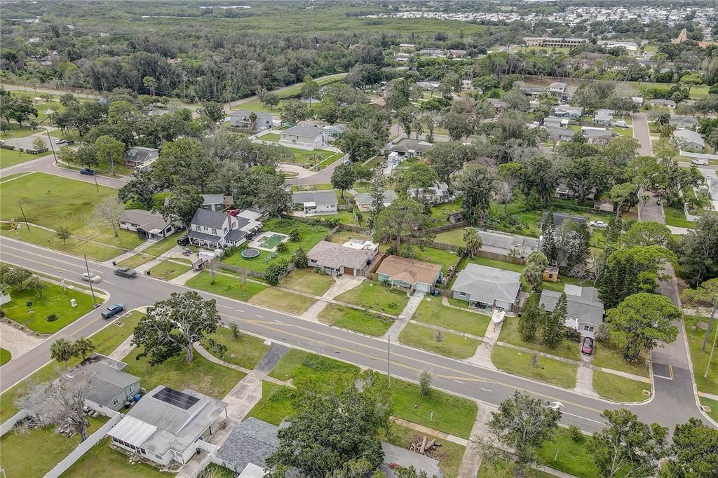 Active With Contract: $250,000 (2 beds, 1 baths, 1183 Square Feet)