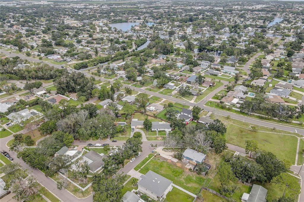 Active With Contract: $250,000 (2 beds, 1 baths, 1183 Square Feet)