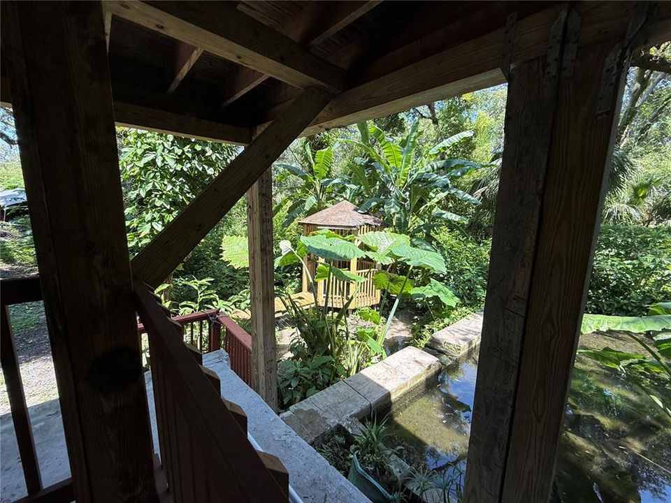 Под контрактом: $2,200 (2 спален, 2 ванн, 864 Квадратных фут)