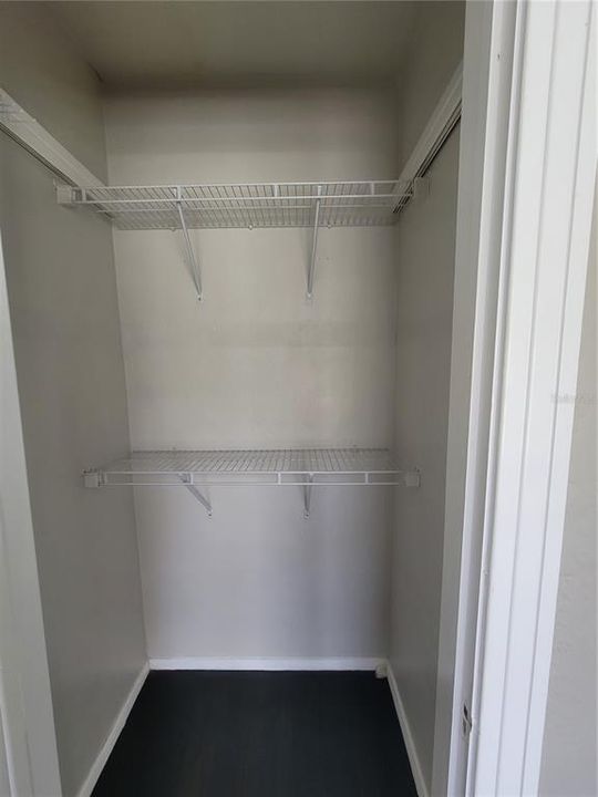 合同活跃: $2,350 (3 贝兹, 2 浴室, 1260 平方英尺)