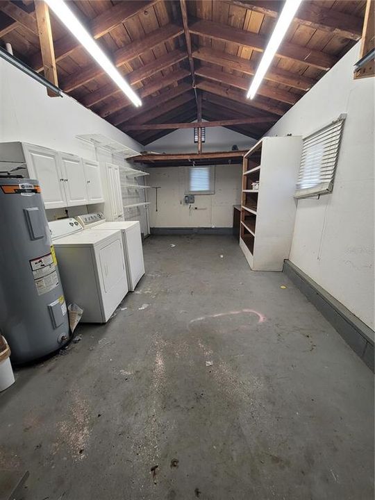 合同活跃: $2,350 (3 贝兹, 2 浴室, 1260 平方英尺)