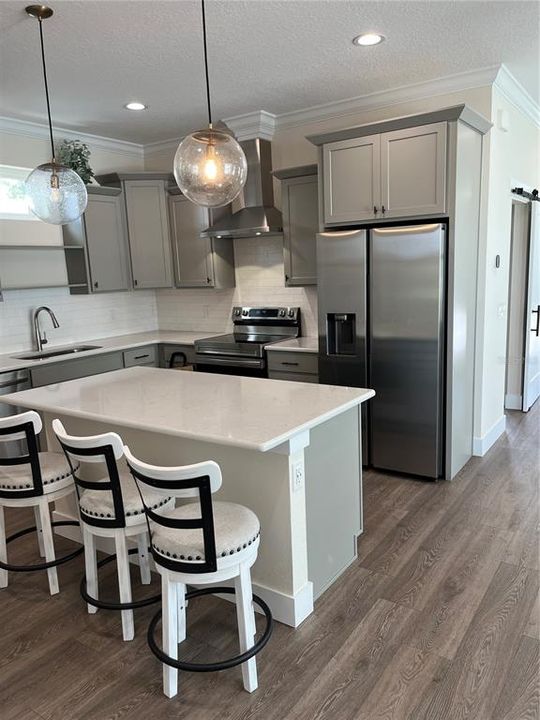 For Sale: $239,500 (2 beds, 2 baths, 1085 Square Feet)