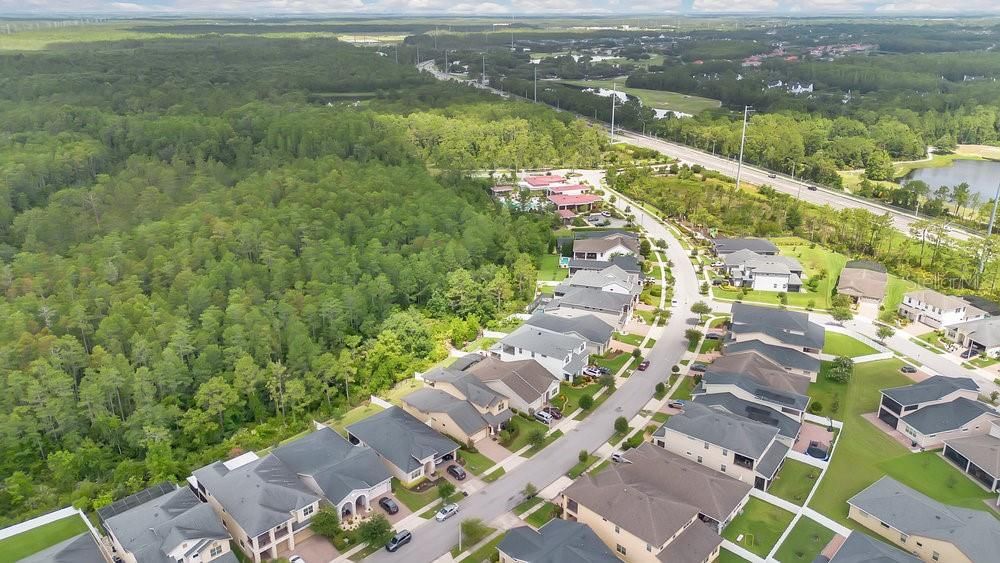 合同活跃: $3,250 (4 贝兹, 4 浴室, 3007 平方英尺)