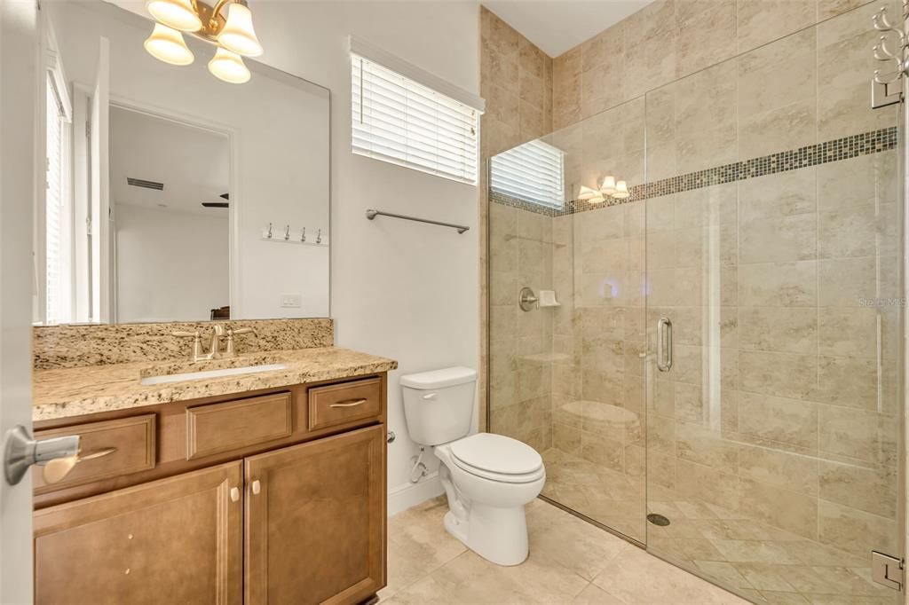 合同活跃: $3,250 (4 贝兹, 4 浴室, 3007 平方英尺)