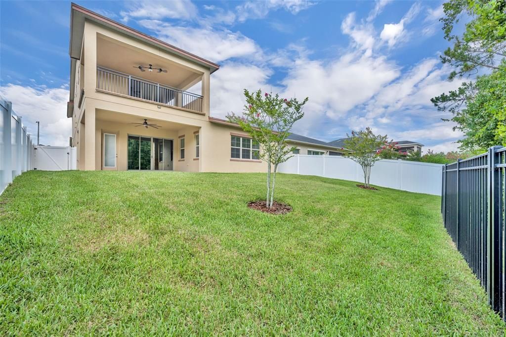 合同活跃: $3,250 (4 贝兹, 4 浴室, 3007 平方英尺)