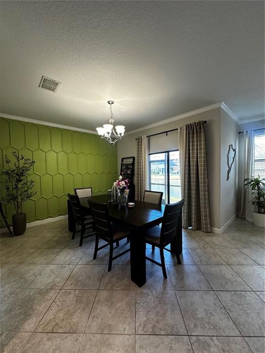 В аренду: $2,949 (3 спален, 2 ванн, 2303 Квадратных фут)