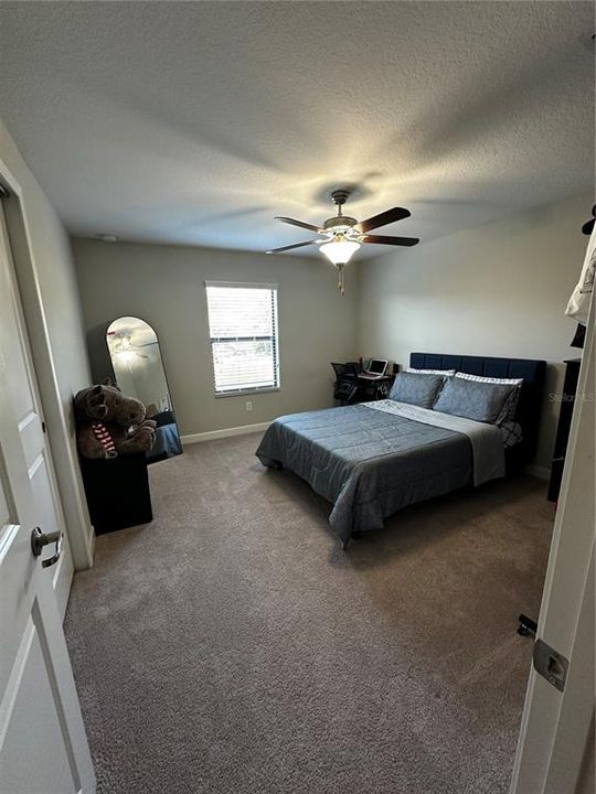 В аренду: $2,949 (3 спален, 2 ванн, 2303 Квадратных фут)