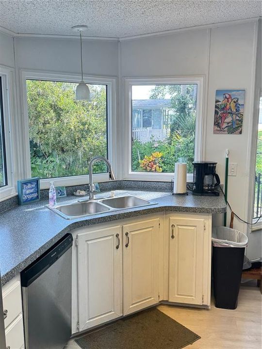 En Venta: $249,000 (2 camas, 2 baños, 1150 Pies cuadrados)