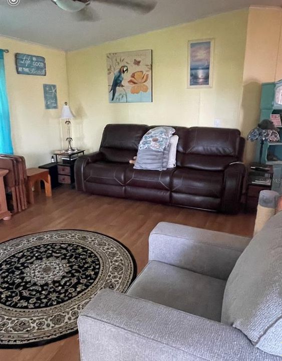 En Venta: $249,000 (2 camas, 2 baños, 1150 Pies cuadrados)