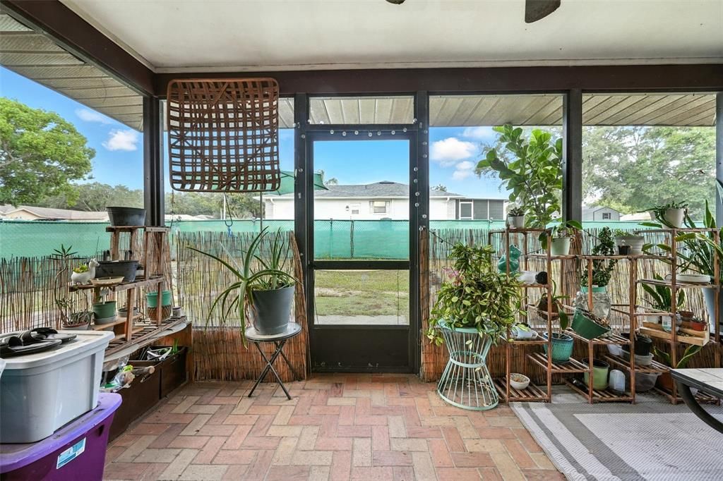 待售: $257,500 (2 贝兹, 2 浴室, 1222 平方英尺)