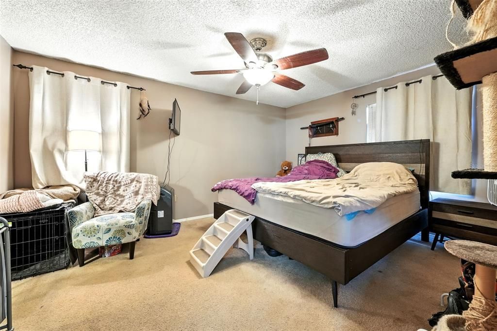 待售: $257,500 (2 贝兹, 2 浴室, 1222 平方英尺)