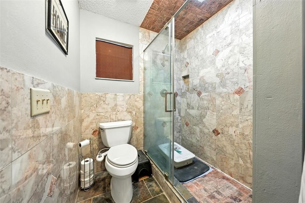 待售: $257,500 (2 贝兹, 2 浴室, 1222 平方英尺)