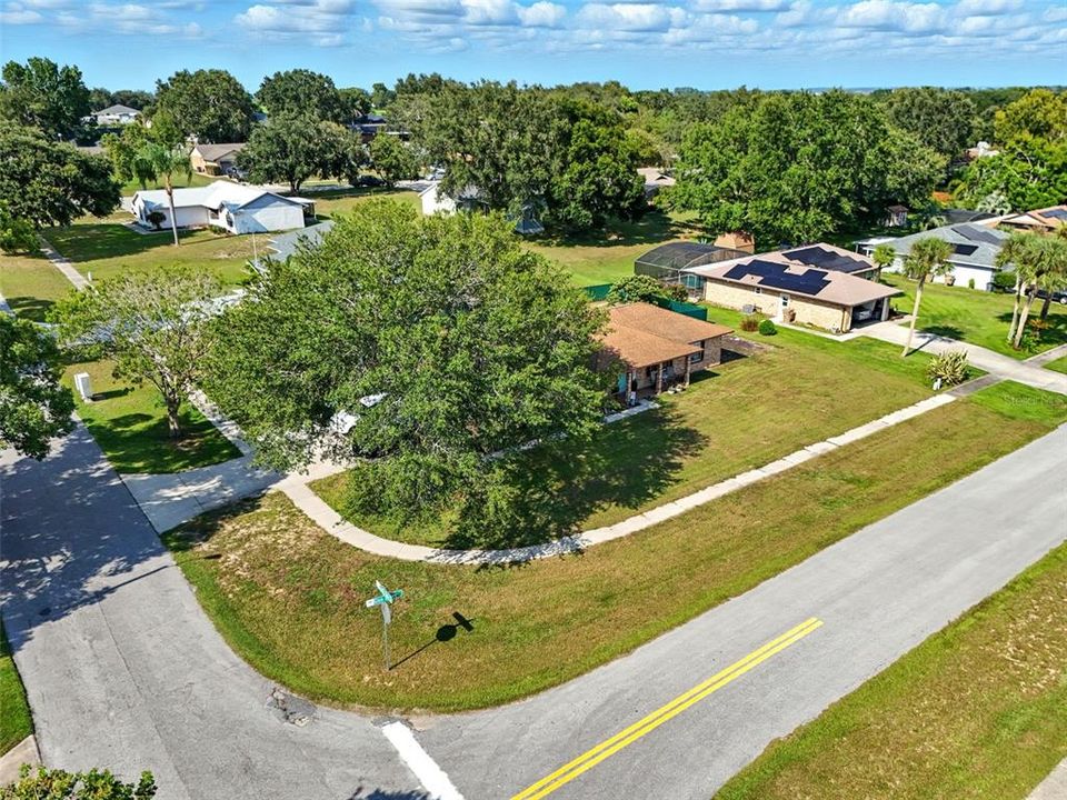 待售: $257,500 (2 贝兹, 2 浴室, 1222 平方英尺)