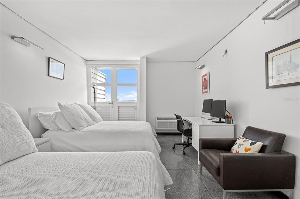 For Sale: $2,750,000 (2 beds, 3 baths, 3119 Square Feet)