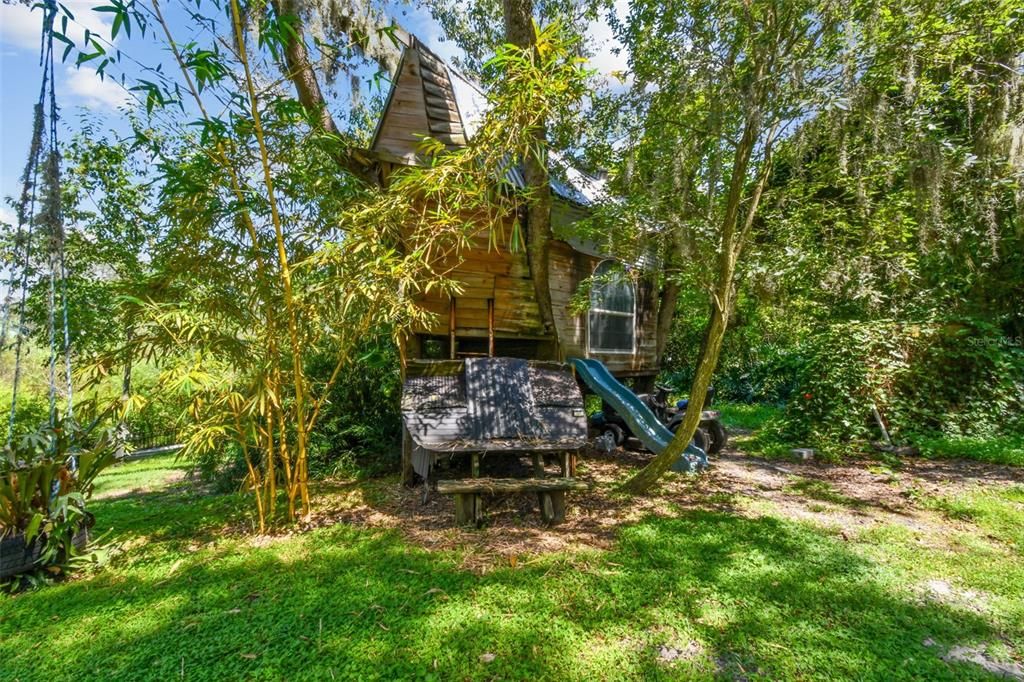 Active With Contract: $479,900 (4 beds, 3 baths, 2572 Square Feet)