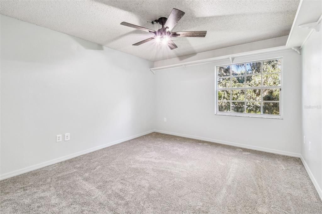 Active With Contract: $479,900 (4 beds, 3 baths, 2572 Square Feet)