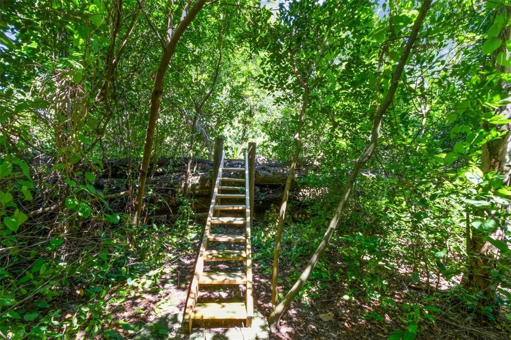 Active With Contract: $479,900 (4 beds, 3 baths, 2572 Square Feet)