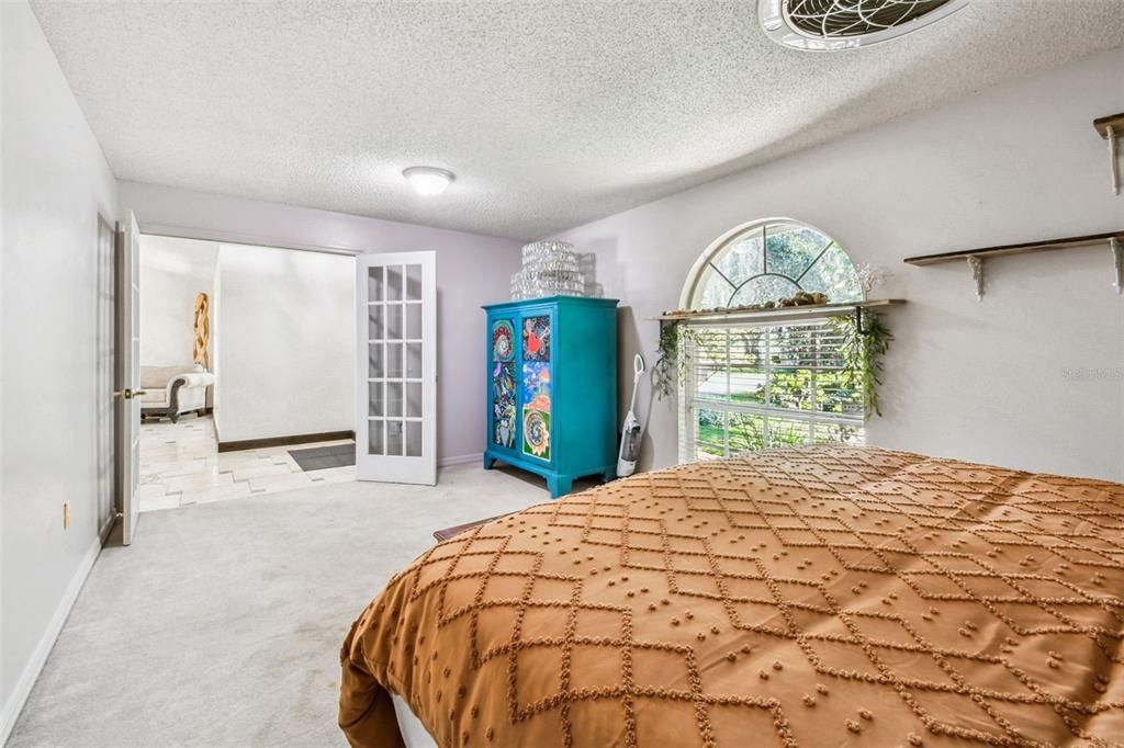 Active With Contract: $479,900 (4 beds, 3 baths, 2572 Square Feet)