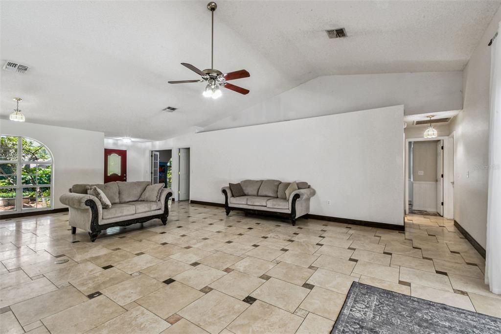 Active With Contract: $479,900 (4 beds, 3 baths, 2572 Square Feet)