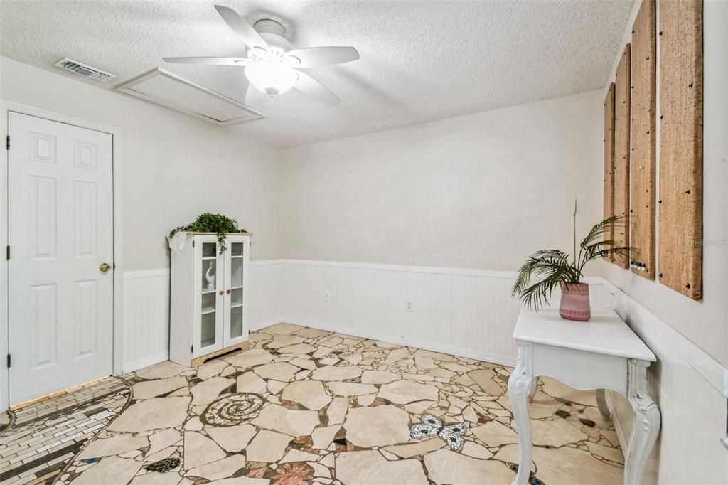 Active With Contract: $479,900 (4 beds, 3 baths, 2572 Square Feet)