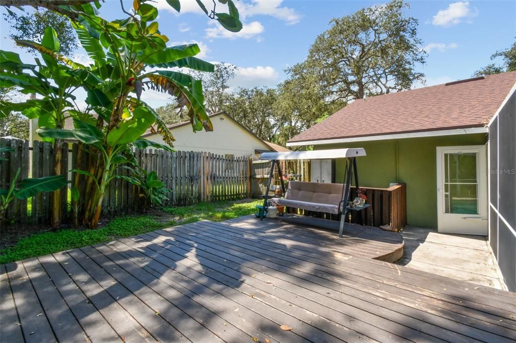 Active With Contract: $479,900 (4 beds, 3 baths, 2572 Square Feet)