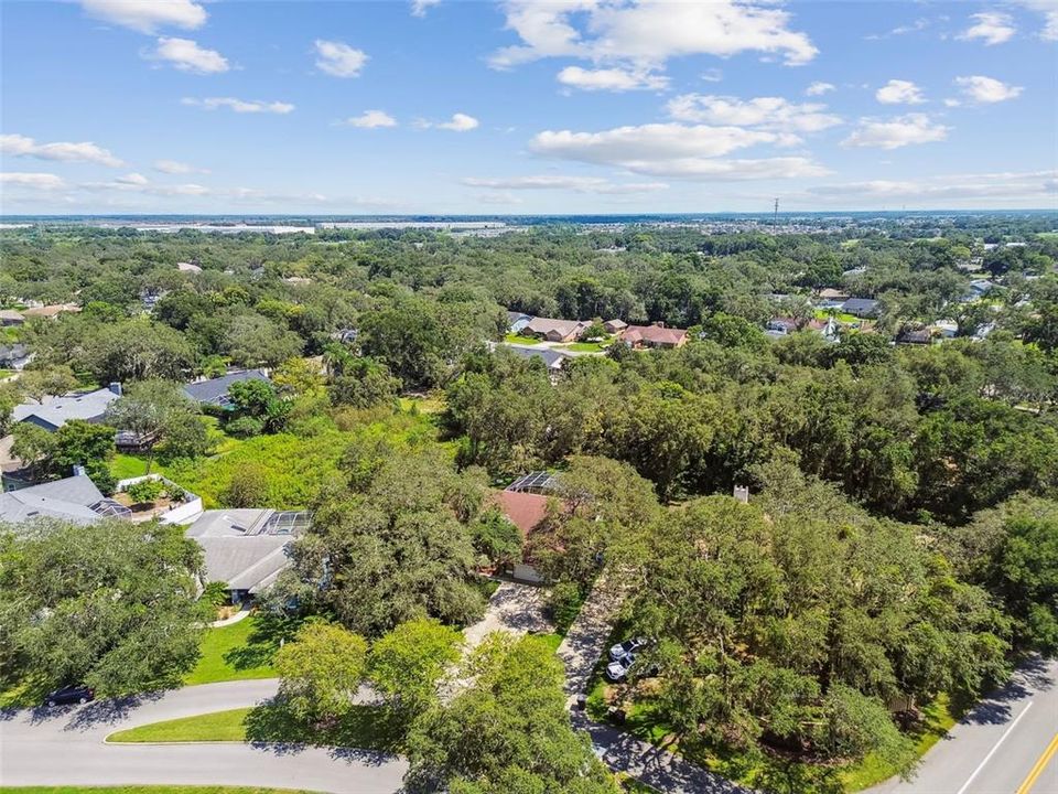 Active With Contract: $479,900 (4 beds, 3 baths, 2572 Square Feet)