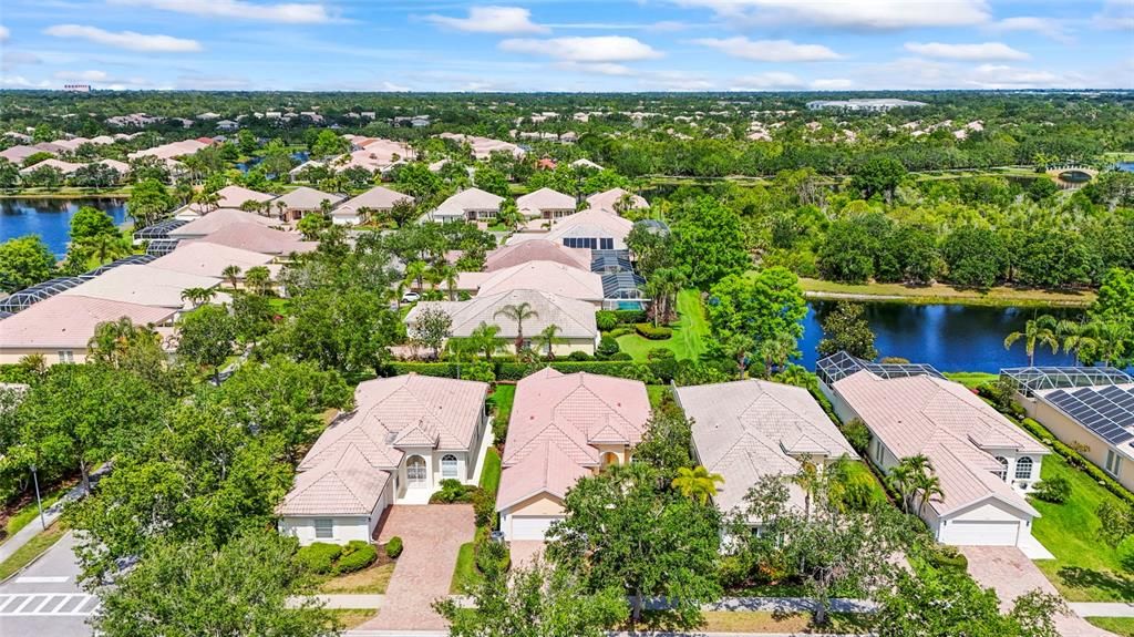 Active With Contract: $4,000 (3 beds, 2 baths, 2008 Square Feet)