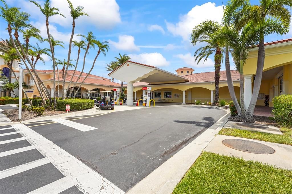 Active With Contract: $4,000 (3 beds, 2 baths, 2008 Square Feet)