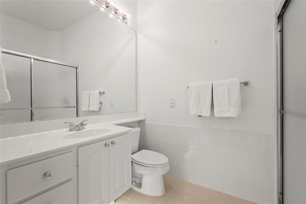 Active With Contract: $4,000 (3 beds, 2 baths, 2008 Square Feet)
