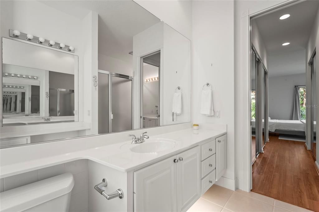 Active With Contract: $4,000 (3 beds, 2 baths, 2008 Square Feet)