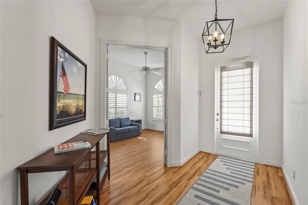 Active With Contract: $4,000 (3 beds, 2 baths, 2008 Square Feet)