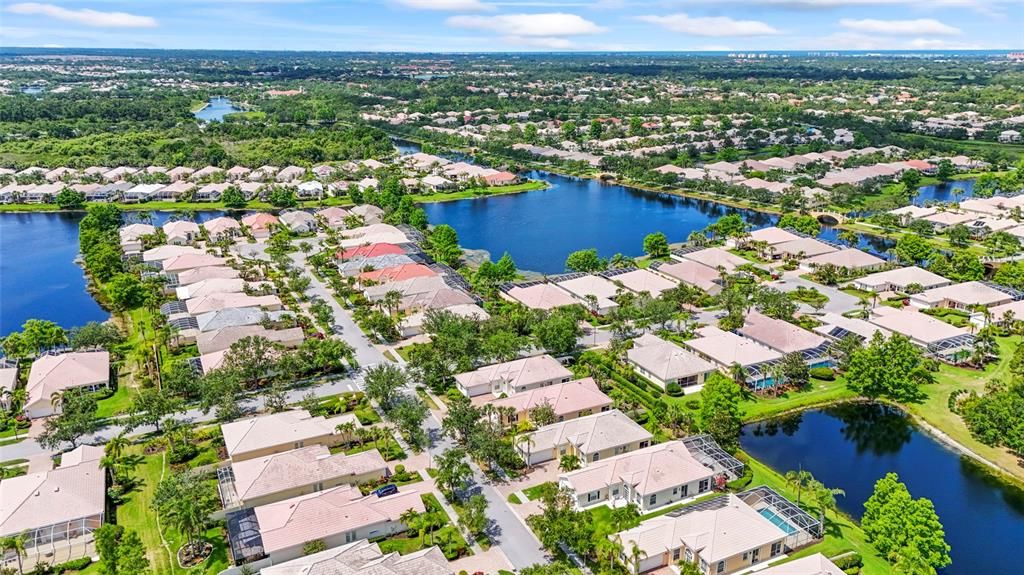 Active With Contract: $4,000 (3 beds, 2 baths, 2008 Square Feet)